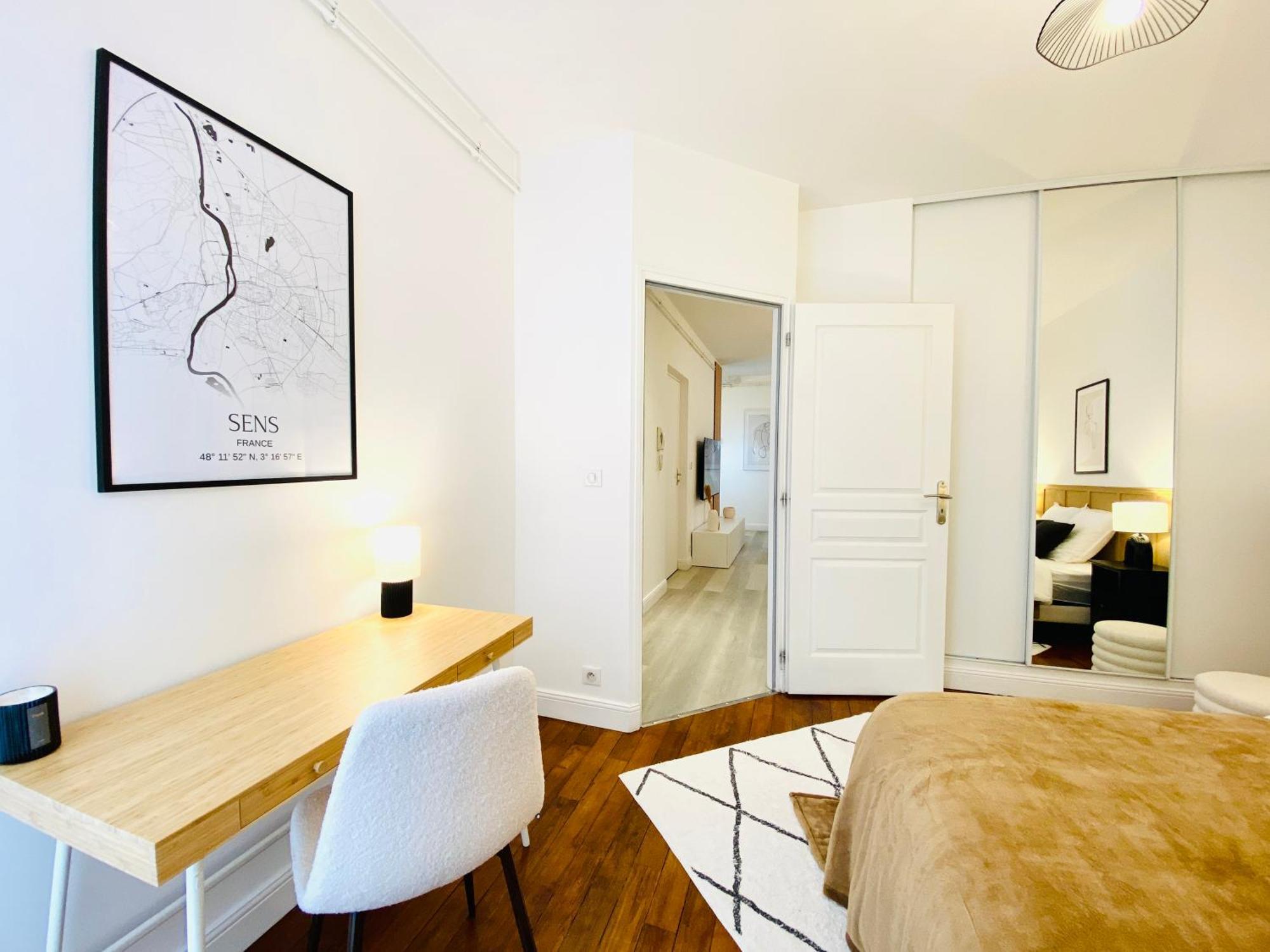 Le Subtil - Best Keys - Elegance & Confort - 2 Chambres Separees - Lit Queen Size - Smart Tv Netflix - Entre Gare & Centre Ville - A 1H De Paris - Wifi Fibre - Check-In Autonome Санс Екстер'єр фото